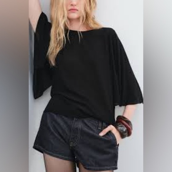 ZARA ZW Collection Black Flowing Cape Sleeve Lightweight Chic Blouse Top Sz L - Picture 6 of 11